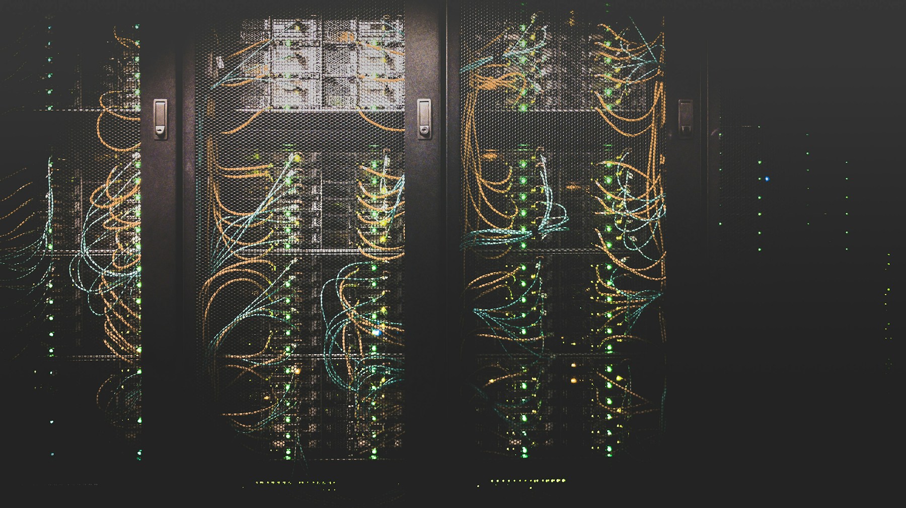 Pusat operasi dan sistem jaringan telekomunikasi